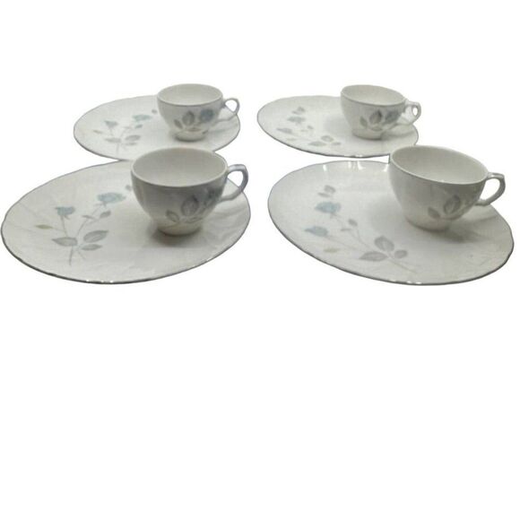Jonas Roberts #542 Blue Tea Rose Round Snack Plates W/ Cups 8 Piece Set 9" - Picture 6 of 16